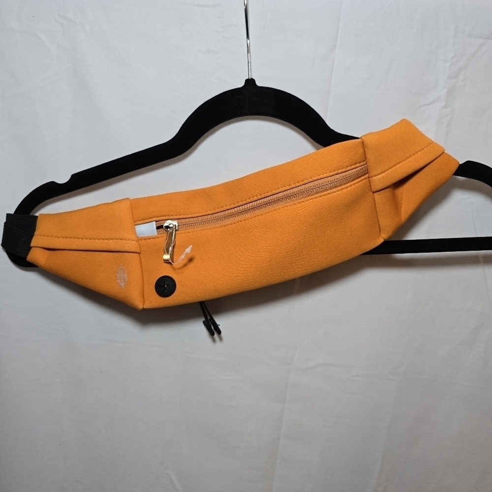 NWOT Free People Movement Orange Waste Bag Fanny Pack Crossbody Active Bag Gym